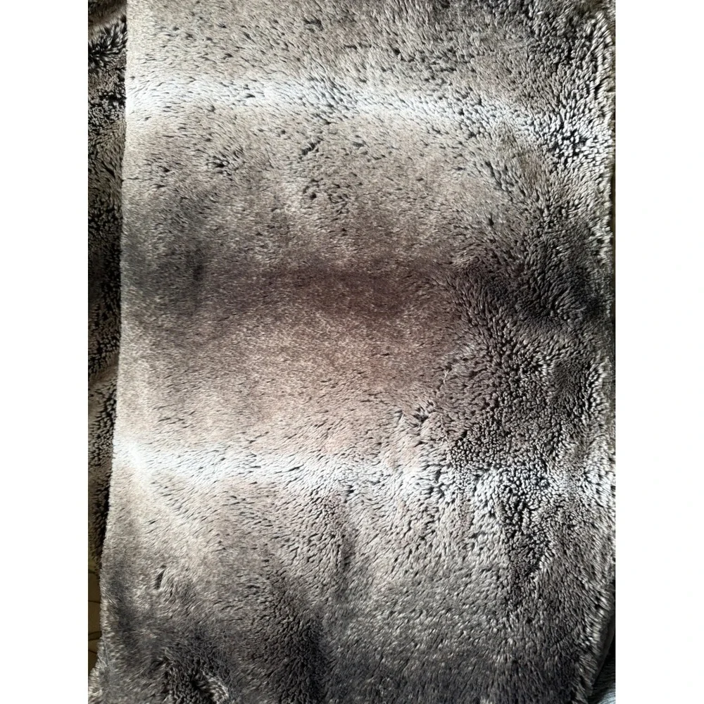 MON CHATEAU‎ Luxury Collection Kodiak Brown Plush Velour Fleece Throw Blanket